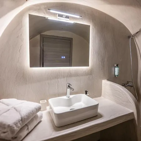 Three Domes - An Iconic Collection *