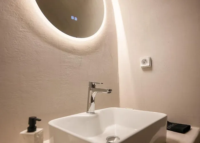 Apartment Three Domes - An Iconic Collection