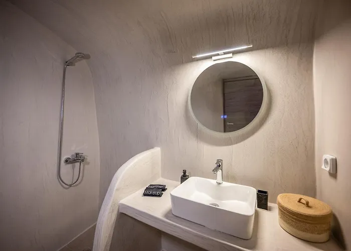 Apartment Three Domes - An Iconic Collection