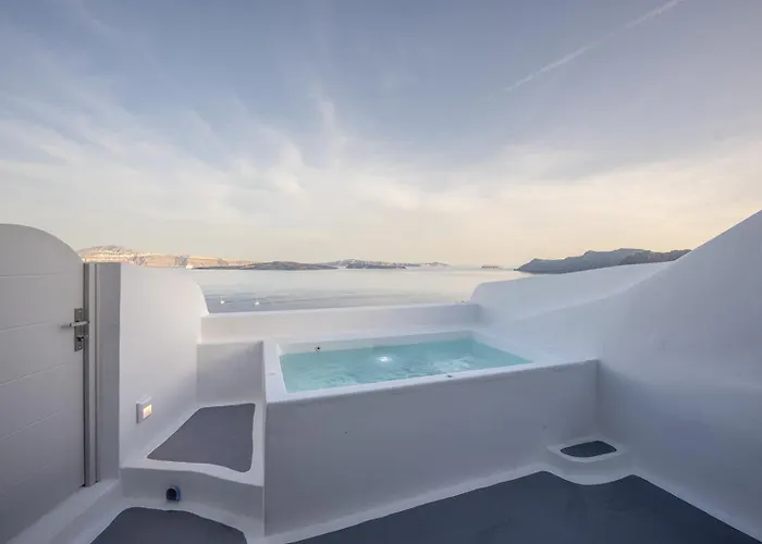 Three Domes - An Iconic Collection Apartment *