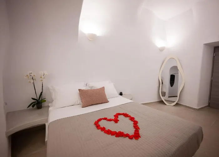 Apartment Three Domes - An Iconic Collection Oia (Santorini)