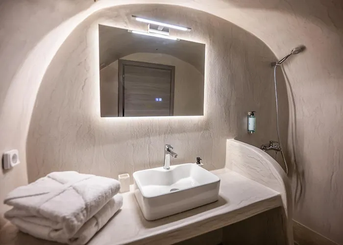 Three Domes - An Iconic Collection *