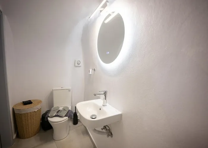 Three Domes - An Iconic Collection Apartment Oia (Santorini)