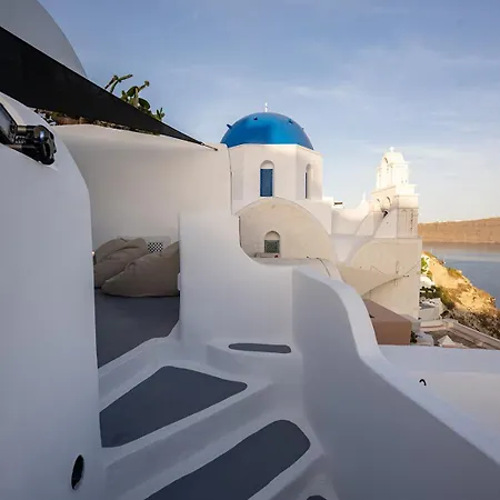Three Domes - An Iconic Collection Oia (Santorini)