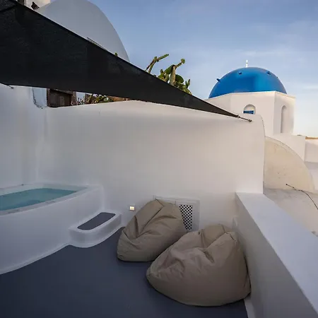 Apartment Three Domes - An Iconic Collection *