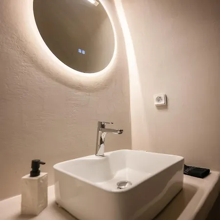 Apartamento Three Domes - An Iconic Collection