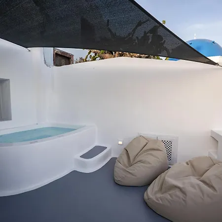 Three Domes - An Iconic Collection *