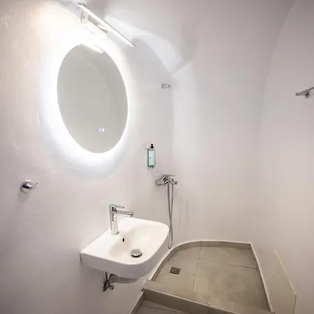 Three Domes - An Iconic Collection