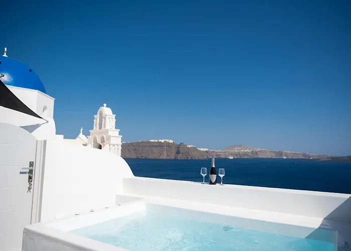 Three Domes - An Iconic Collection *