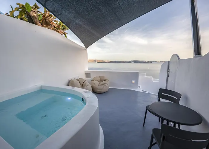 Three Domes - An Iconic Collection *