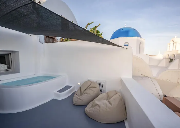 Three Domes - An Iconic Collection