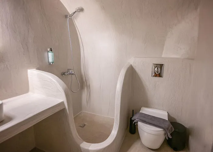 Three Domes - An Iconic Collection Daire