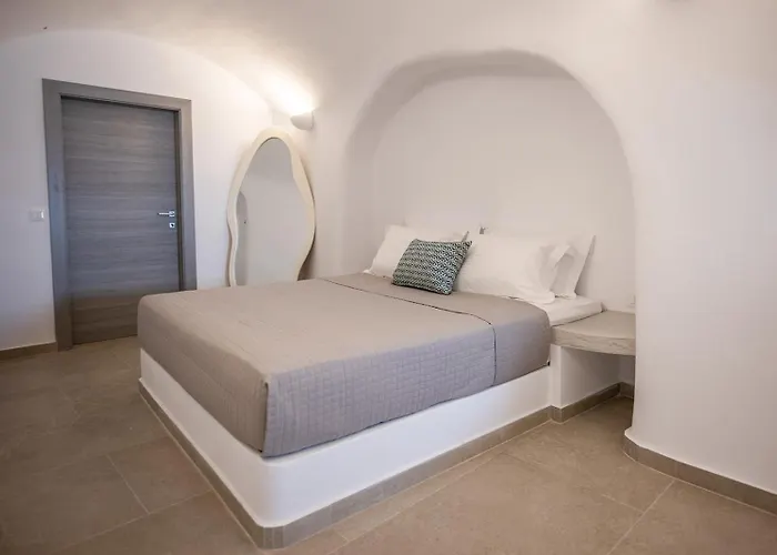 Three Domes - An Iconic Collection Daire