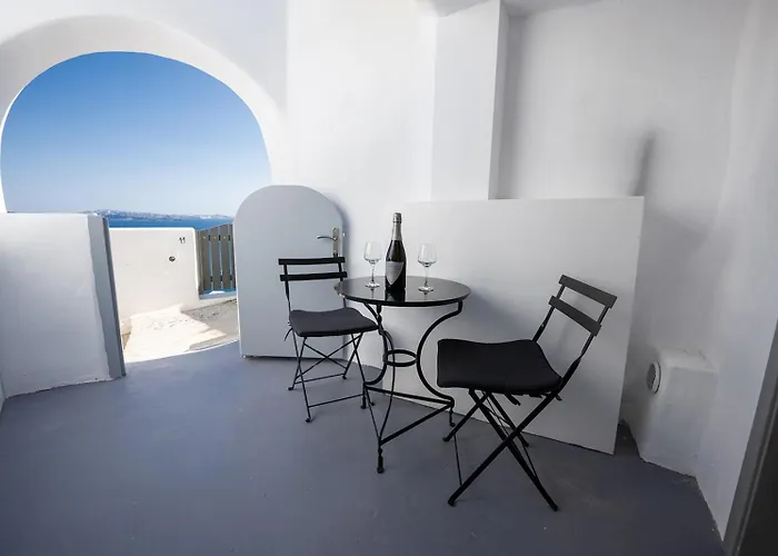 Daire Three Domes - An Iconic Collection Oia