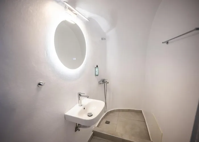 Three Domes - An Iconic Collection